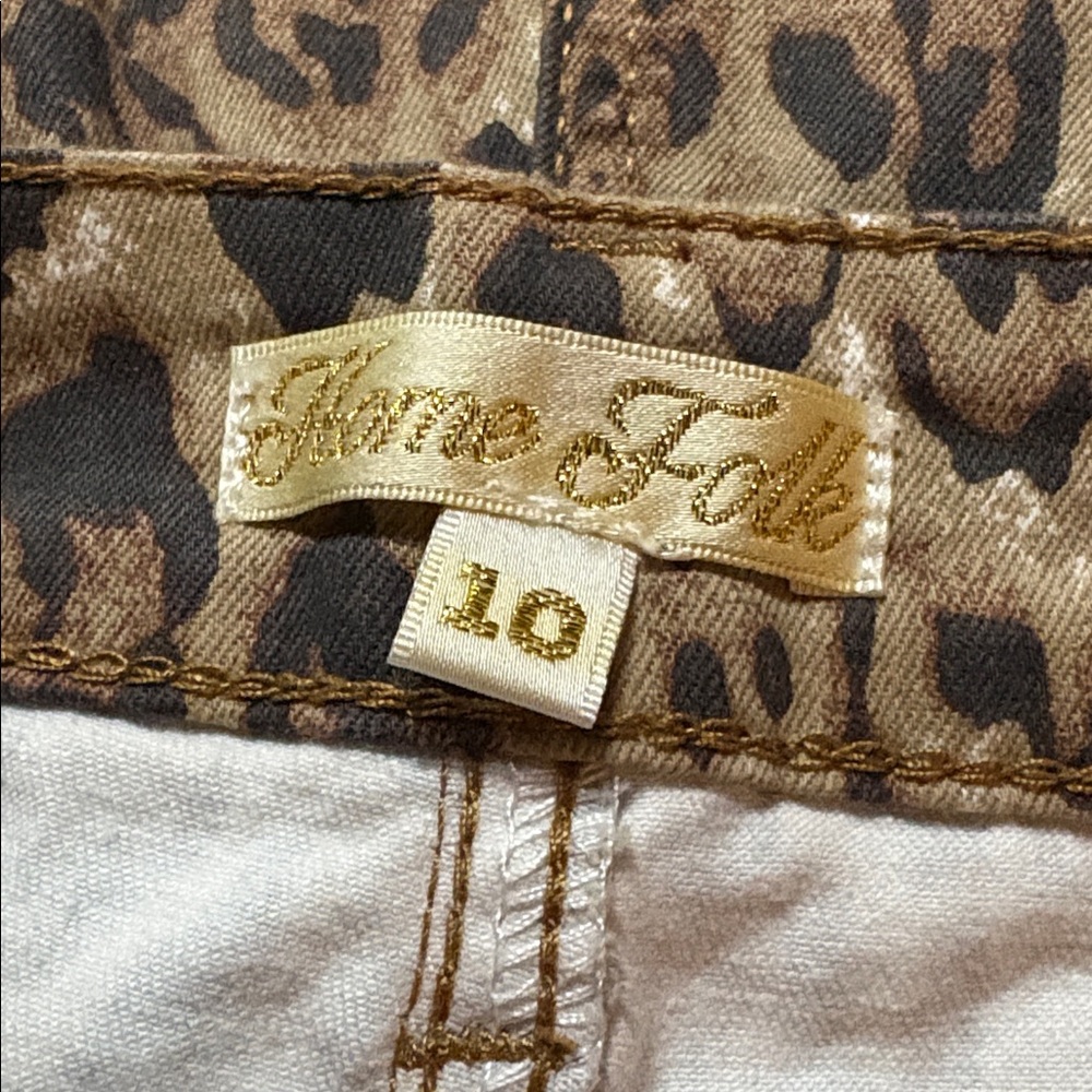 Leopard Print Embroidered Jeans; Size 10 - Picture 7 of 9